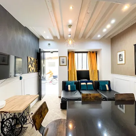 Urbanflat 32 - De 2 Etages En Plein Centre De Apartmán *